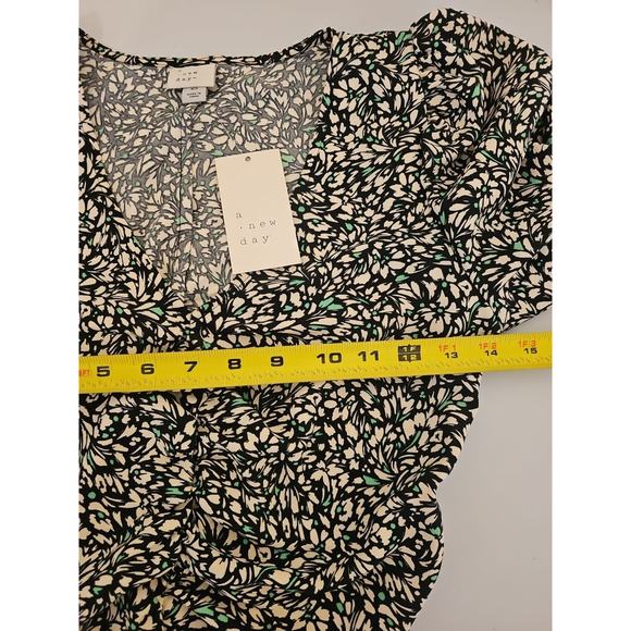 Floral Short Sleeve High Low‎ Midi Dress, Size XS - Picture 8 of 10